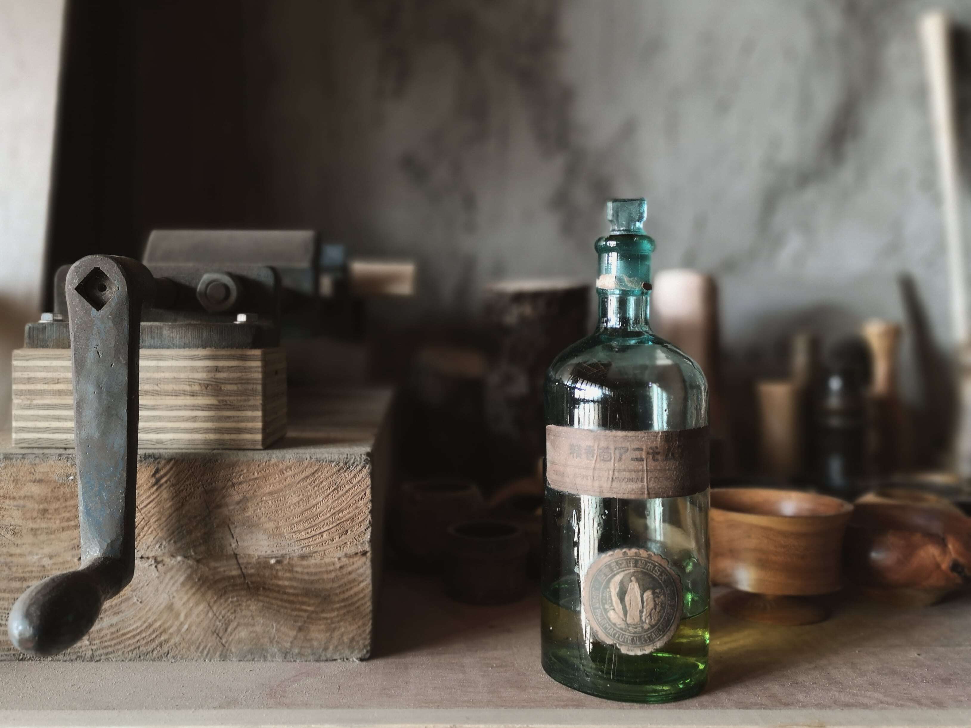 demijohn bottle 】ドライフラワーや大きめな枝ものの花活け等に