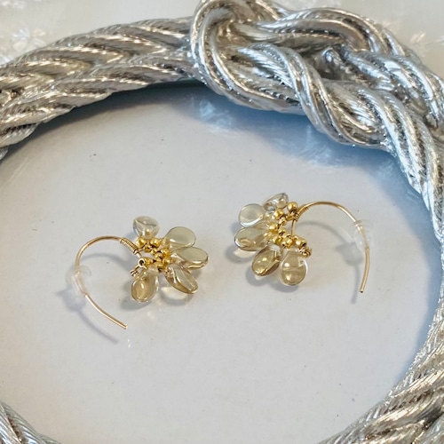 SWAY  scale daisy earrings (ピアス) Honey