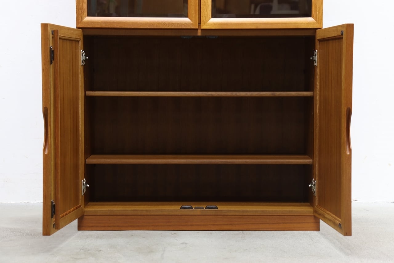 ヴィンテージ チーク材 キャビネット 食器棚 本棚 飾り棚 ラック 北欧