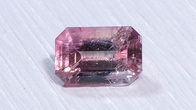 YouTube148-2 バイカラートルマリン［ナイジェリア産］
