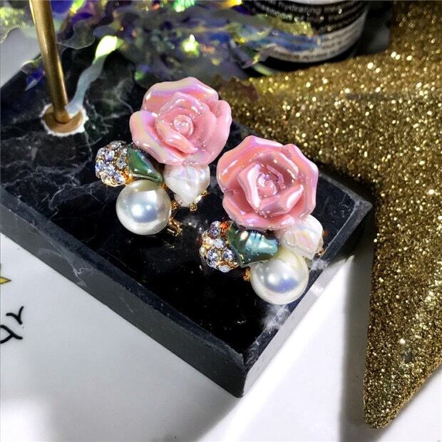 白バラとパールのピアス (Innocent World|薔薇とパールの 白バラとパールのピアス (Innocent World|薔薇とパールの