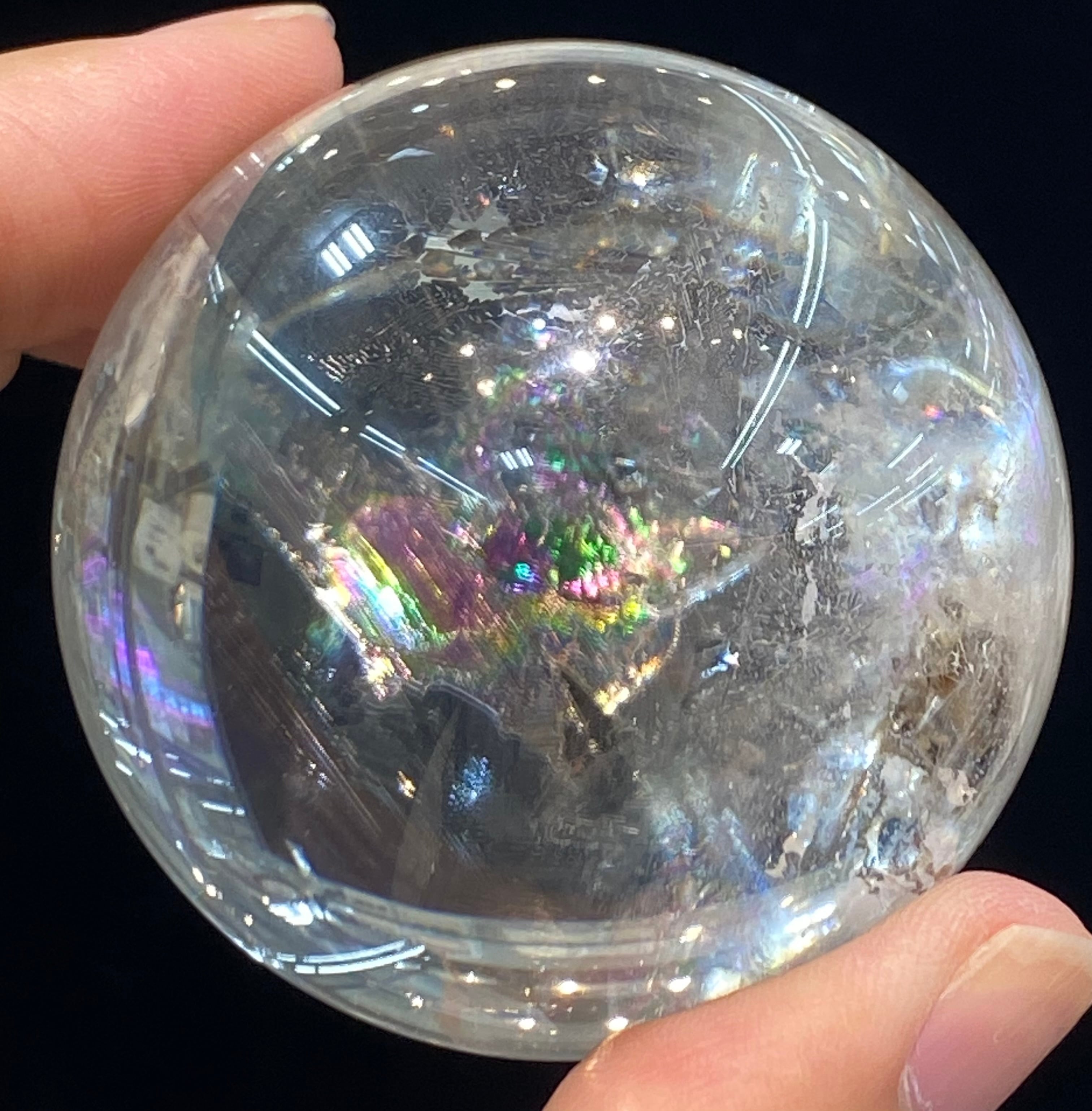 レア パイライト入り！虹入り！水晶丸玉 パイライトインクォーツ丸玉