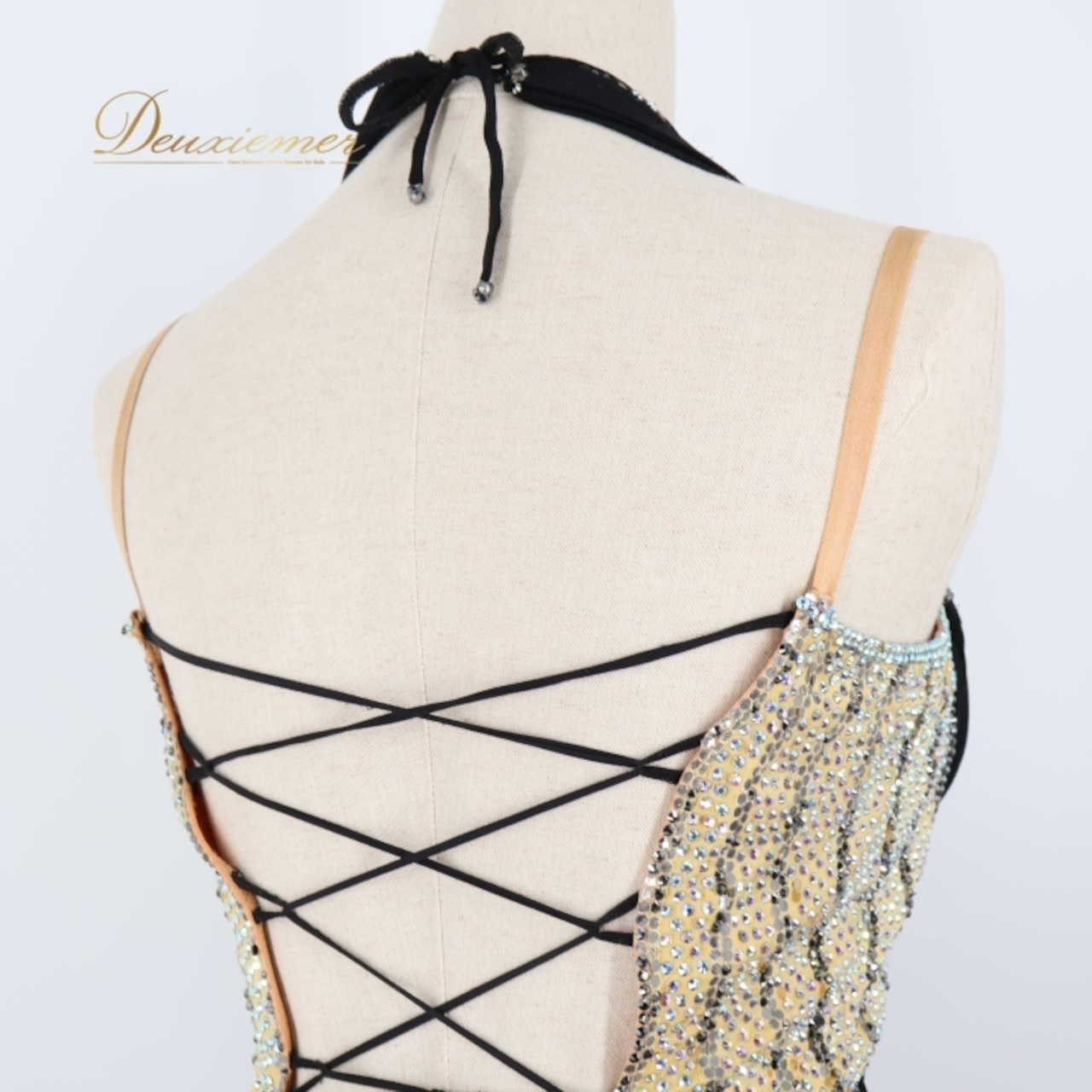 社交ダンス 衣装 サピエル Sapiel スタンダード ドレス スタンダードドレス ワンピース 黒 金 ゴールド フリル レース フロート ブラック系 ゴールド系 デモ 競技 ダンス パーティ 発表会 高級感 おしゃれ 上品 スカート イタリア製