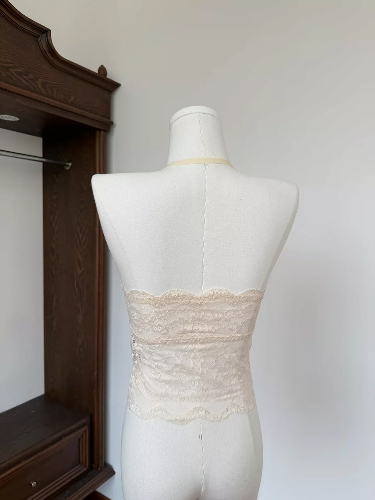 Floral Lace Camisole with Built-in Cups LK1877