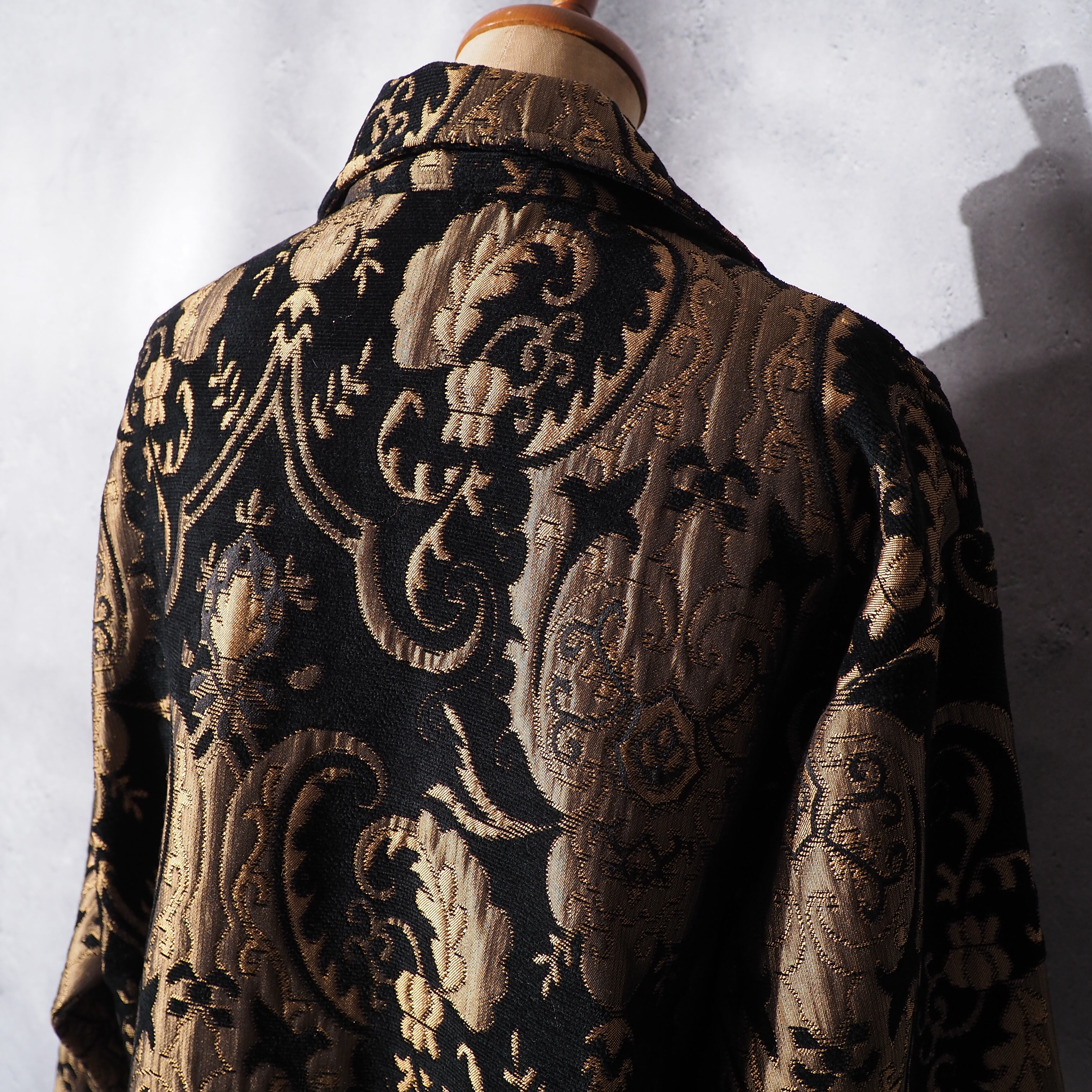 Black shiny × luxury pattern gobelin weaving vintage jacket (made in Usa)