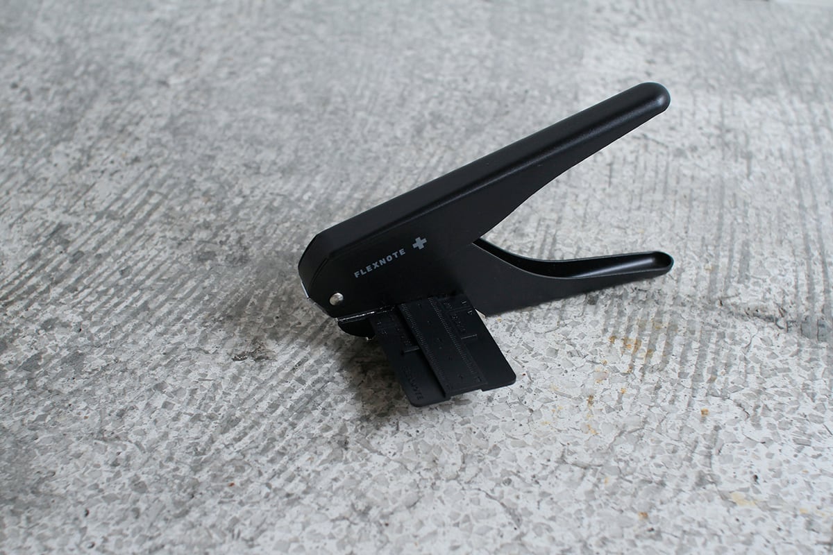 FLEXNOTE T-HOLE PUNCH（専用穴開けパンチ） | Pay ID