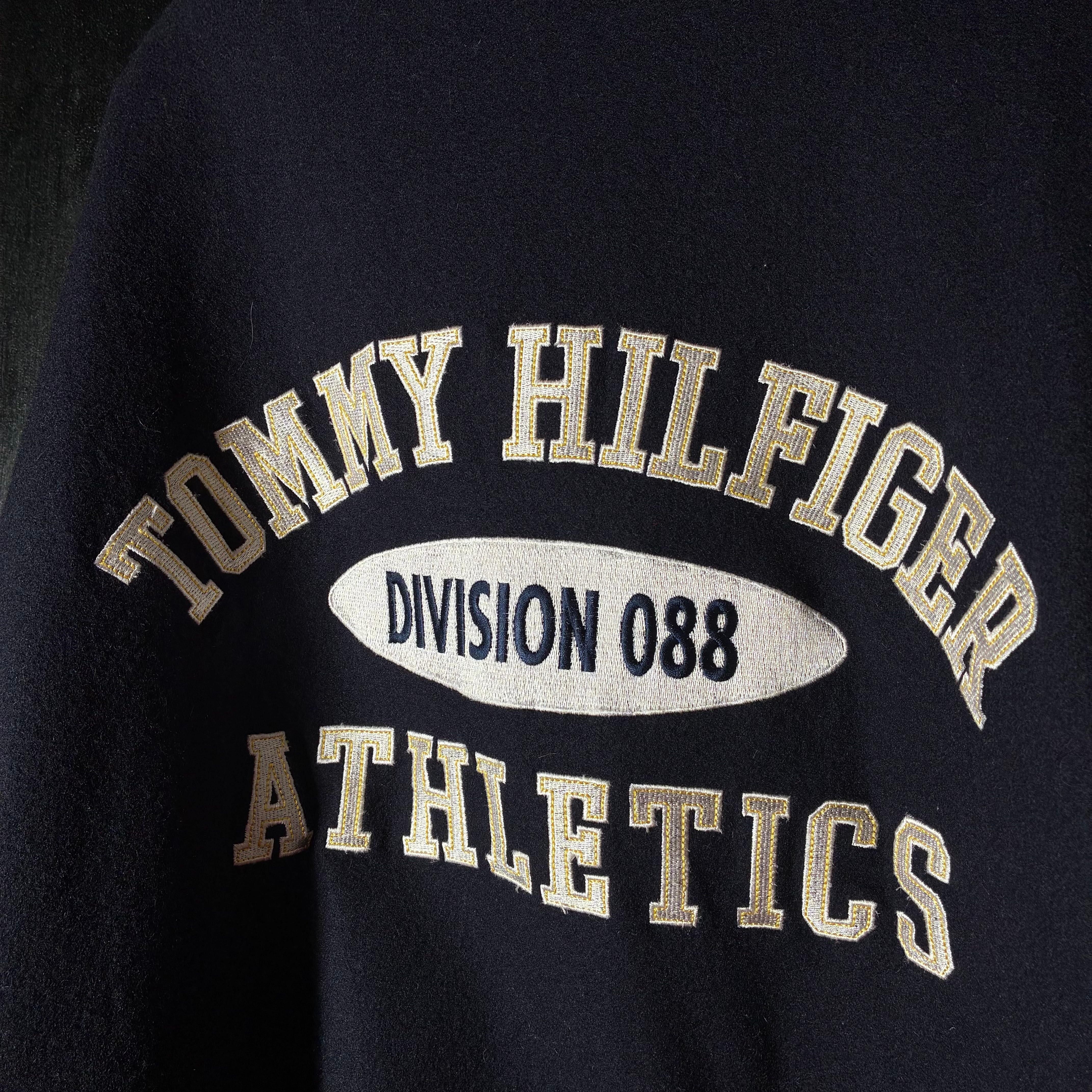 90s TOMMY HILFIGER ウール×レザー スタジャン トミー 袖皮 XL | 古着
