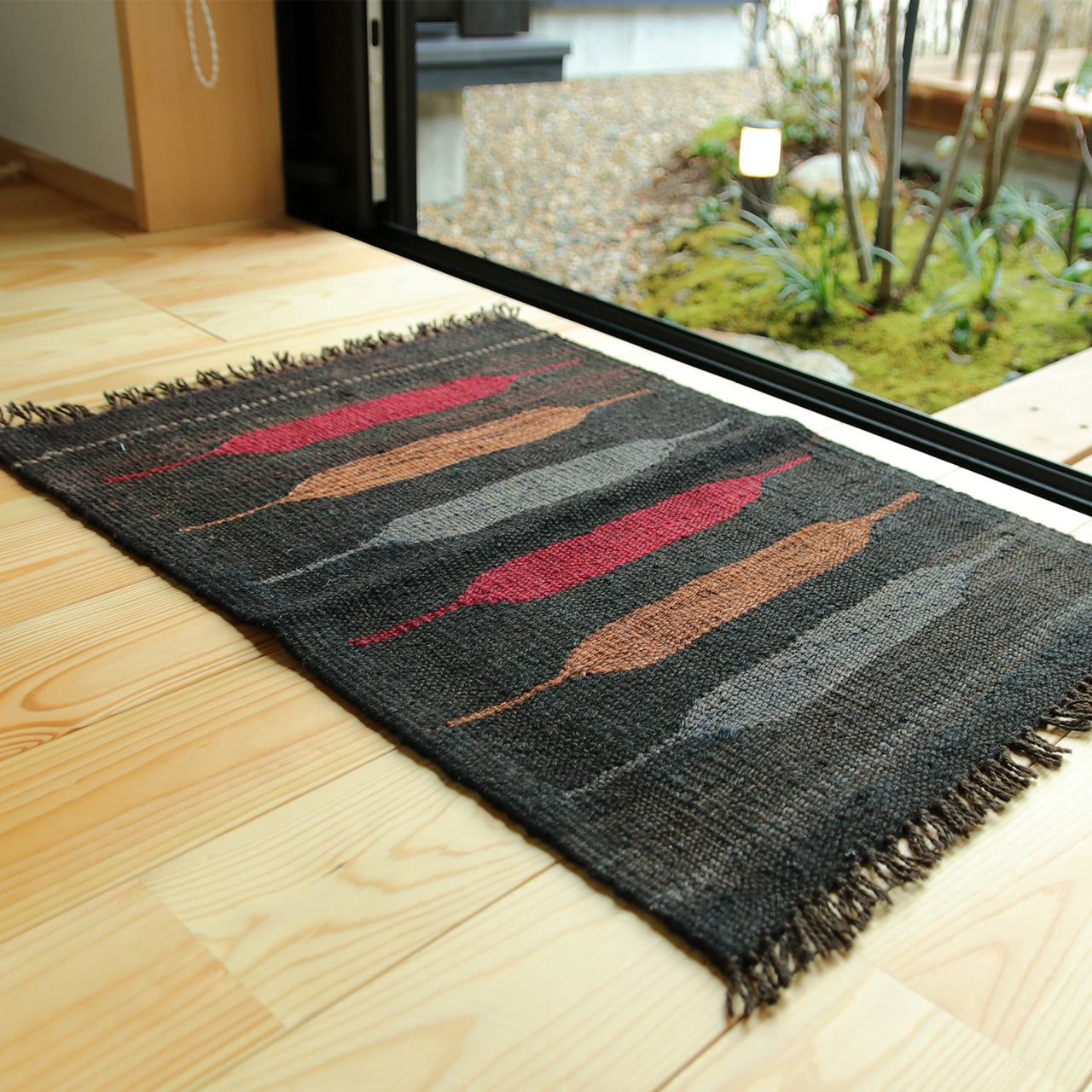 BLACK KILIM | +ROGOBA