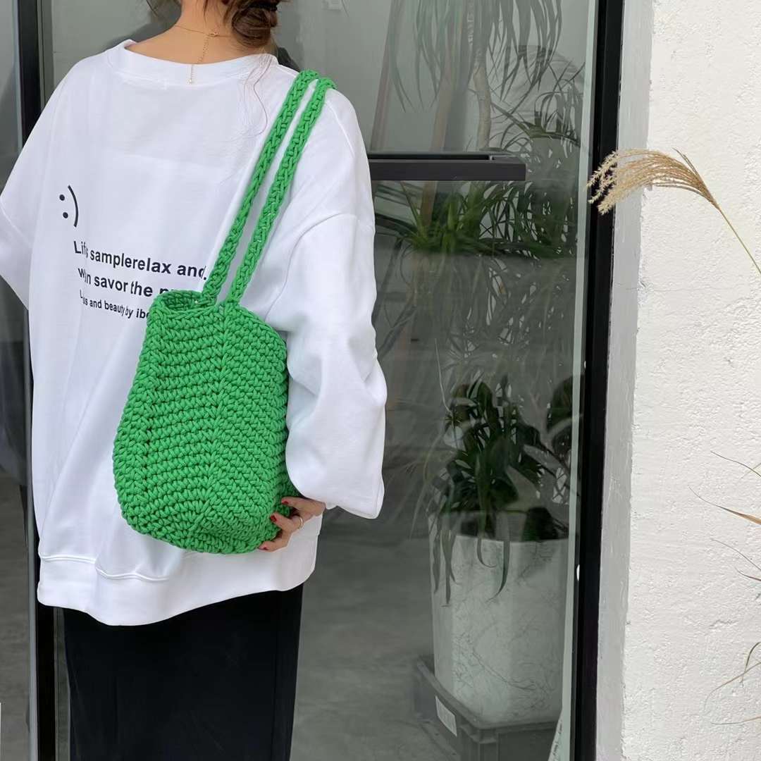 ニット編みカラートートバッグ　AS105-871