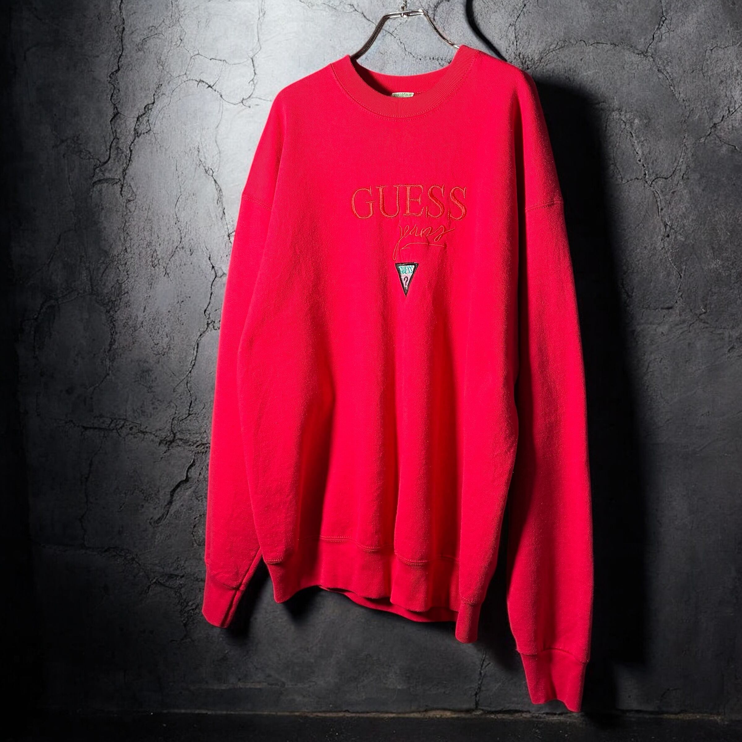 古着　ヴィンテージ　sweat スウェット　トレーナー　ゲス　guess 刺繍 GUESS（ゲス） トレーナー スウェット 「ヴィンテージ古着」90's GUESS