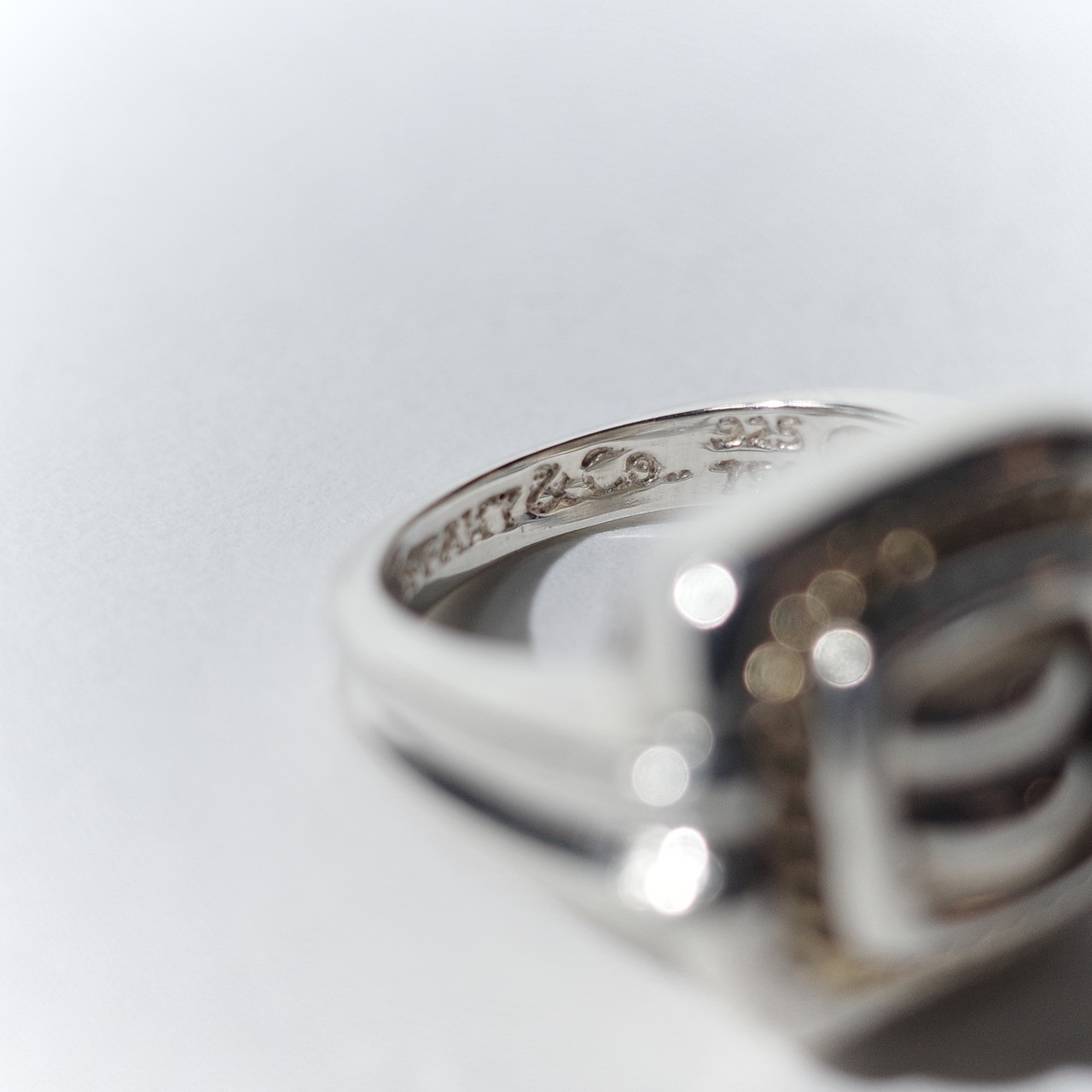 OLD "TIFFANY&CO." COMBI SQUARE TOP RING