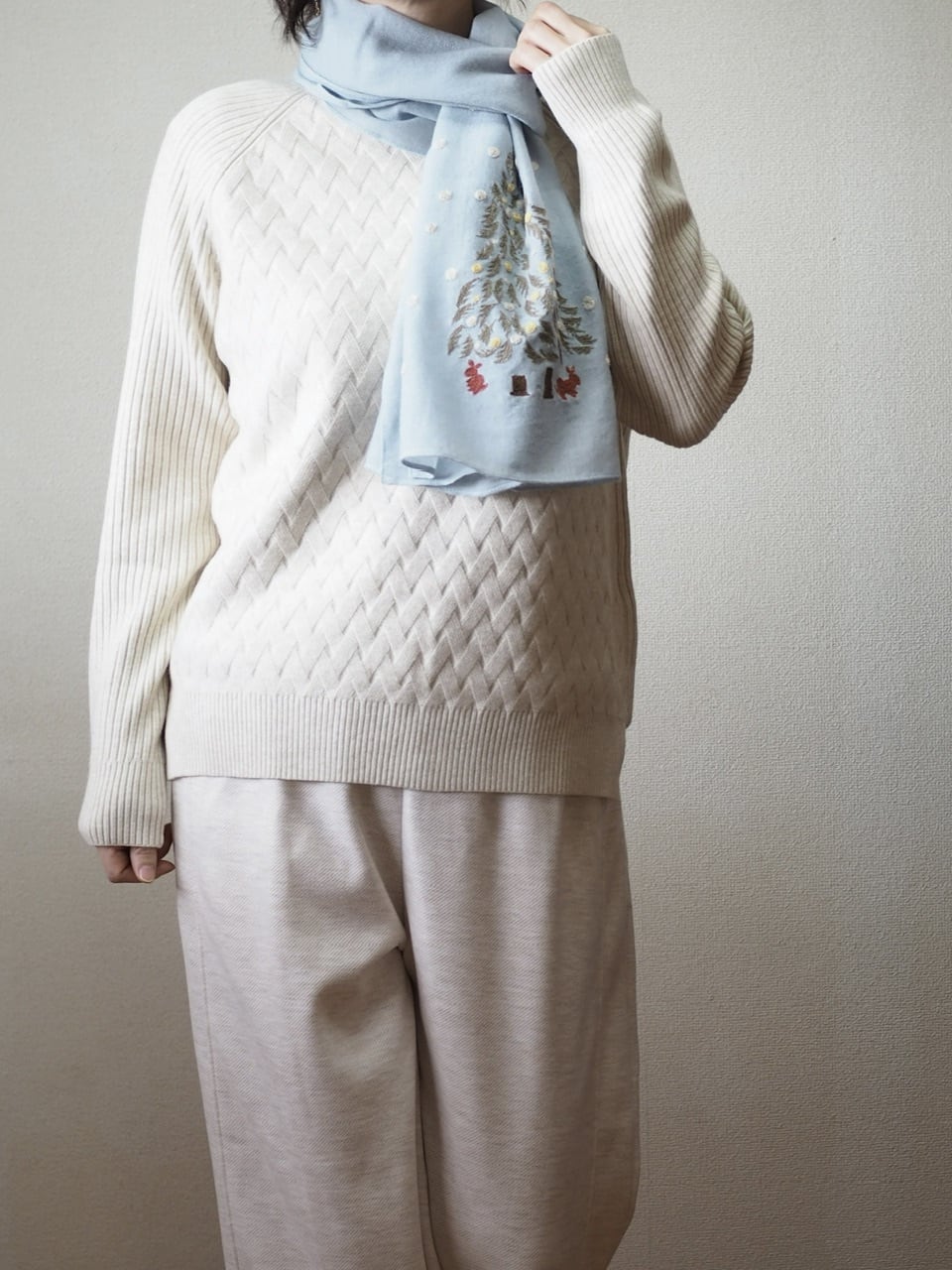 クリスマス刺繍ストール <ブルー>