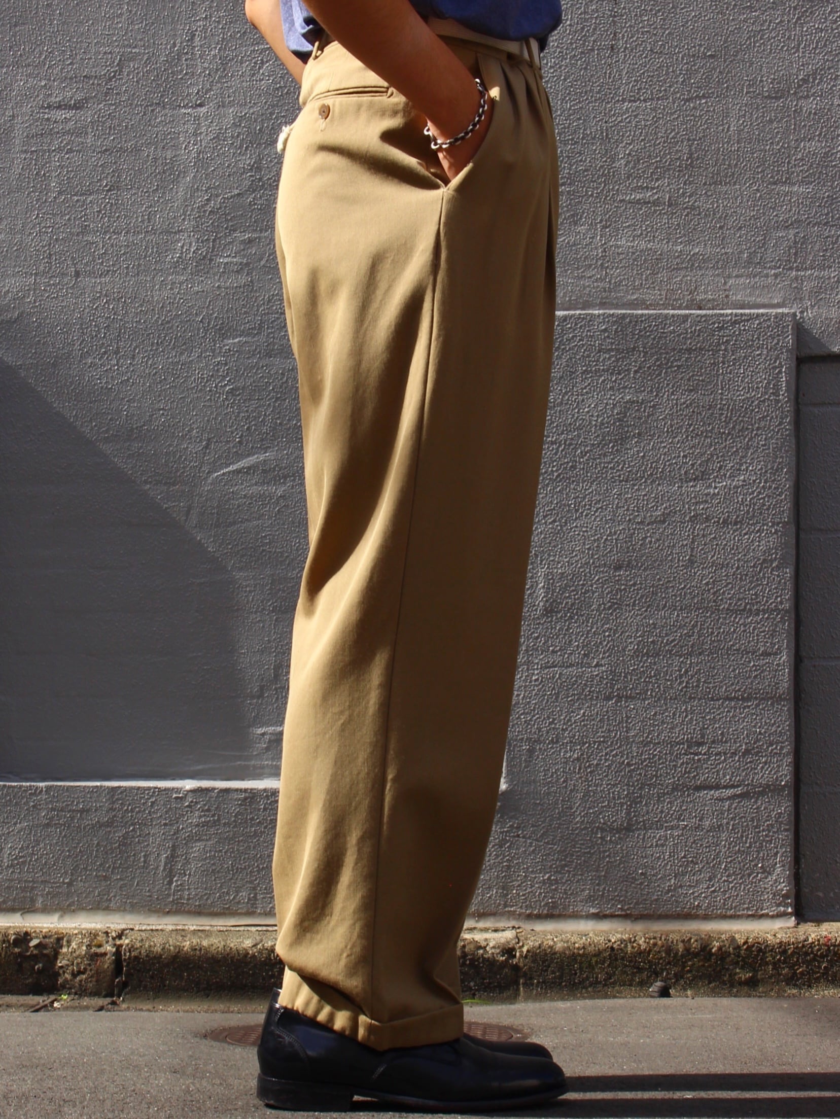 【関税&送料込み】Givenchy Wool And Cotton Trousers CUBA】1990s vintage GIVENCHY wool gabardine 3-tuck wide