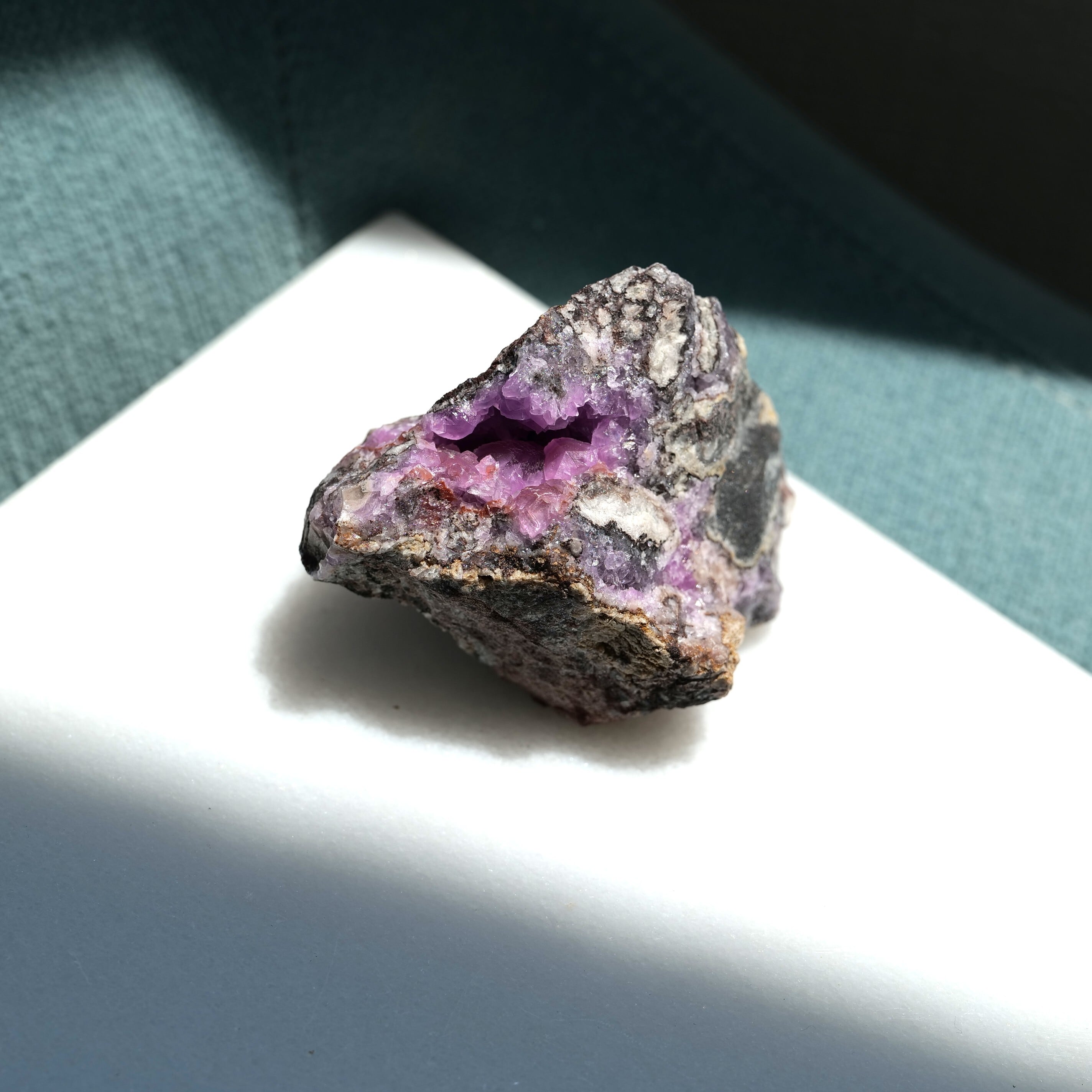 南アフリカ産 スギライト原石 t344 南アフリカ産 スギライト原石 t344 | Pay ID