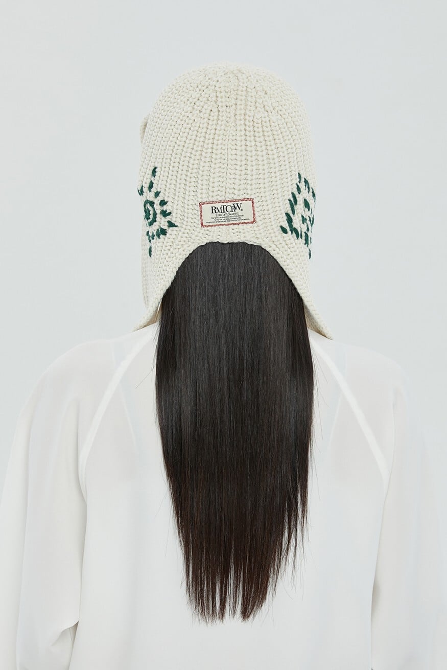 ☆BTS テテ 着用！！【ROMANTIC CROWN】HAND STITCH KNIT TROOPER