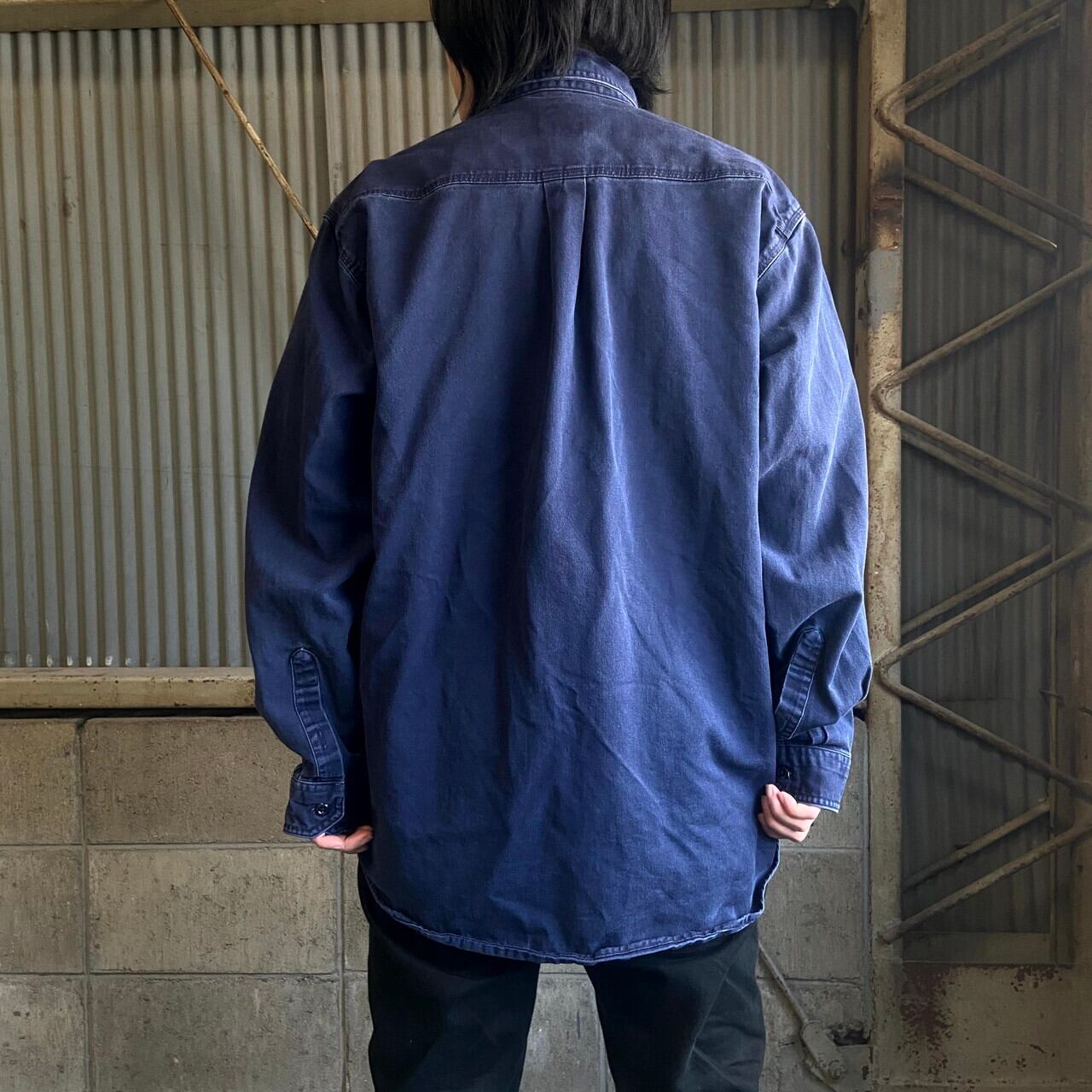 古着 carhartt ワークシャツ ジャケット ネイビー　サイズ2XL Carhartt カーハート FR HRC2 ボタンダウン 長袖 ワークシャツ