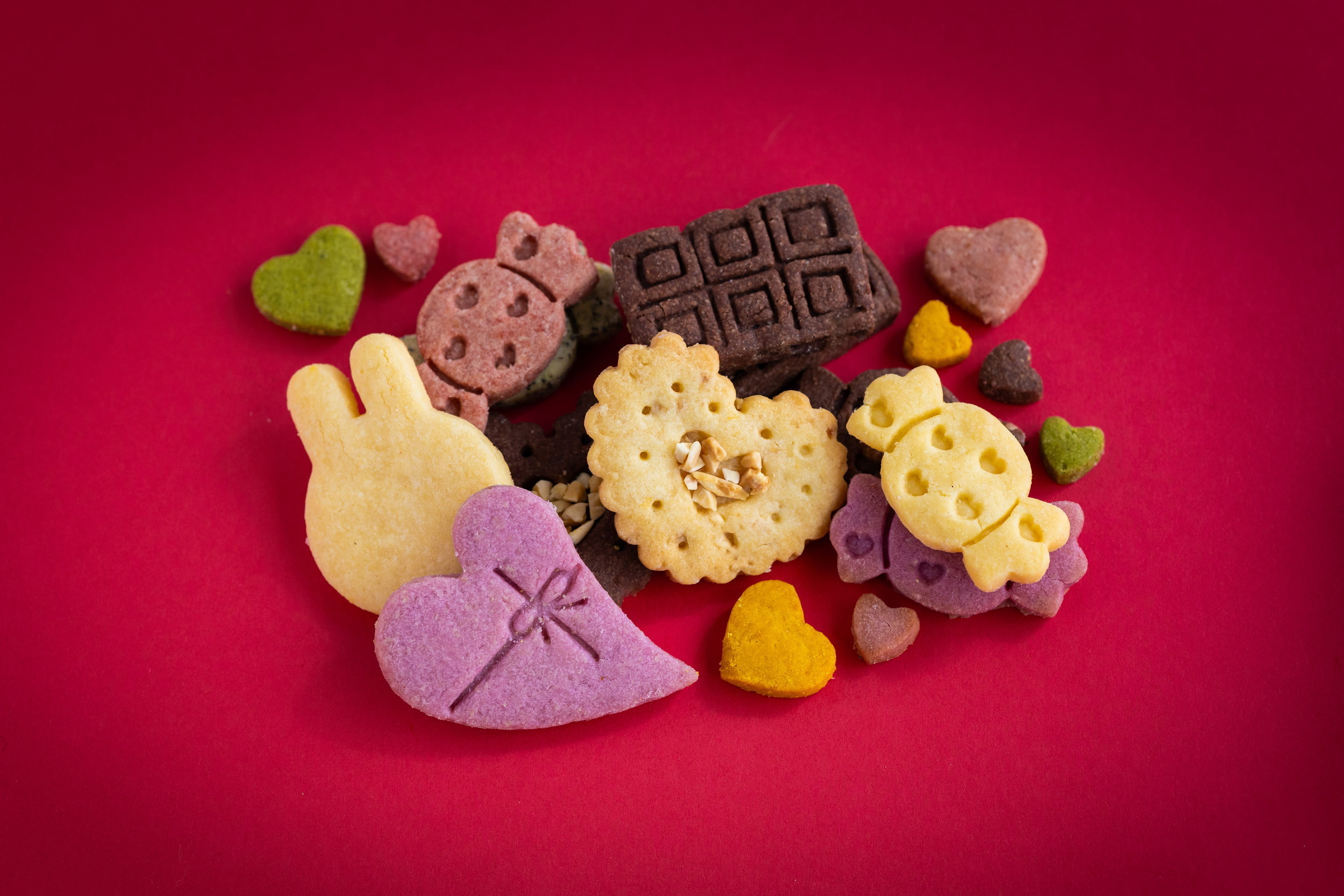 しあわせの宝石箱　バレンタインのクッキー缶（M）