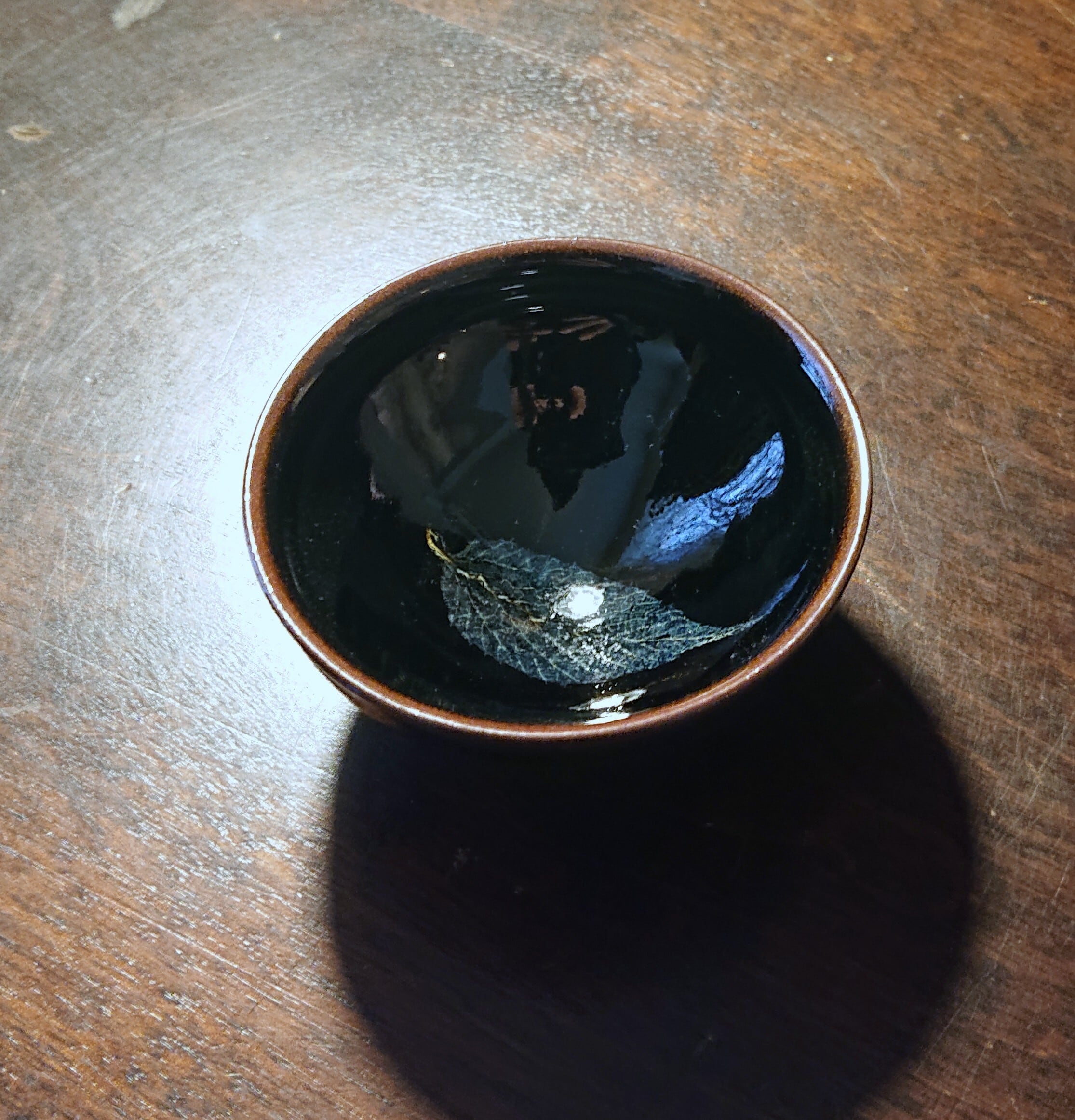 B0907 作者不明 窯変 虹彩 天目 ぐい呑 建窯 窯変 曜変 酒器 平盃 茶器