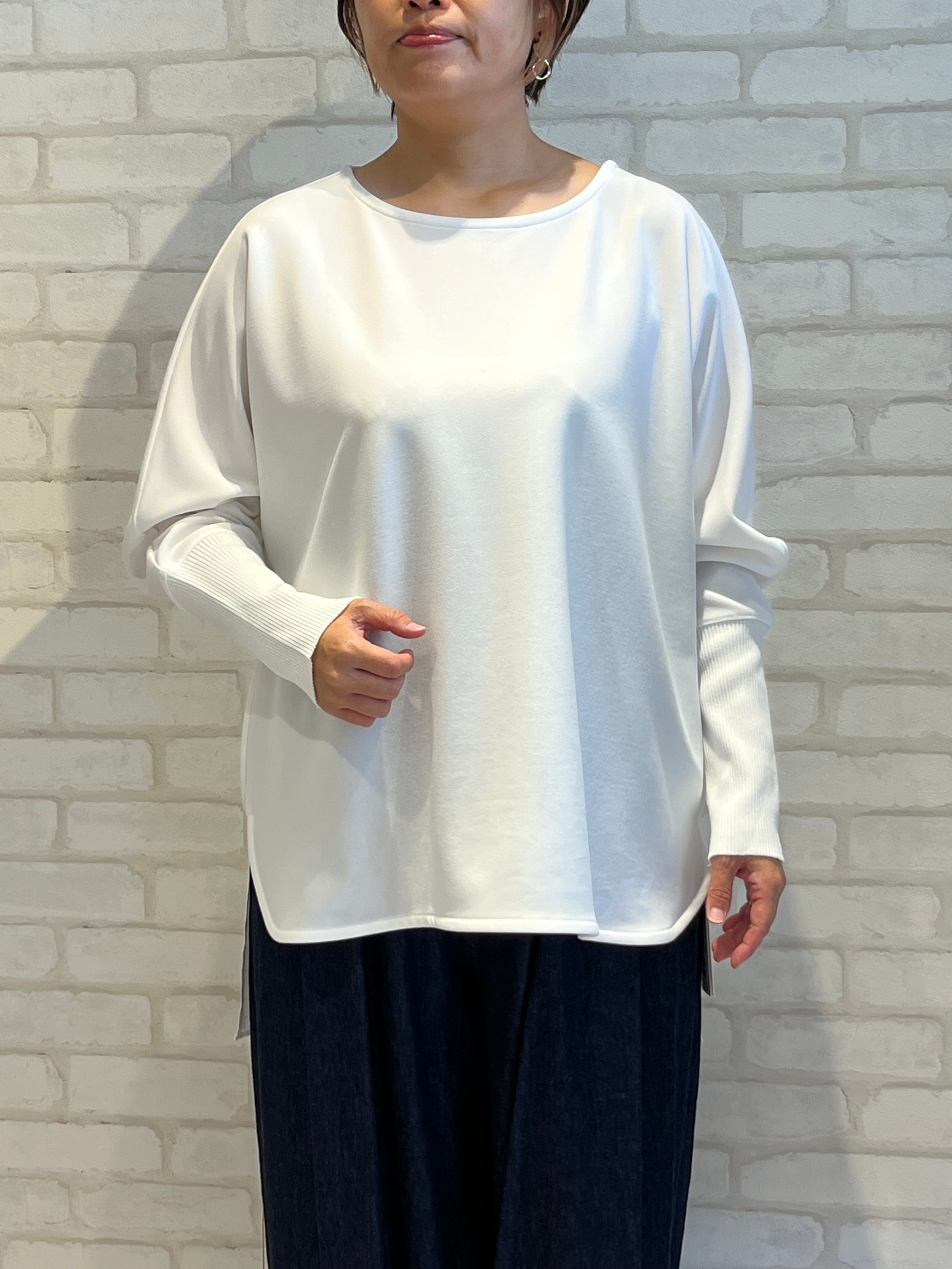 2025AW新作/Dignite collier/80990223/ドルマンジョーゼットドッキングトップス(ホワイト)