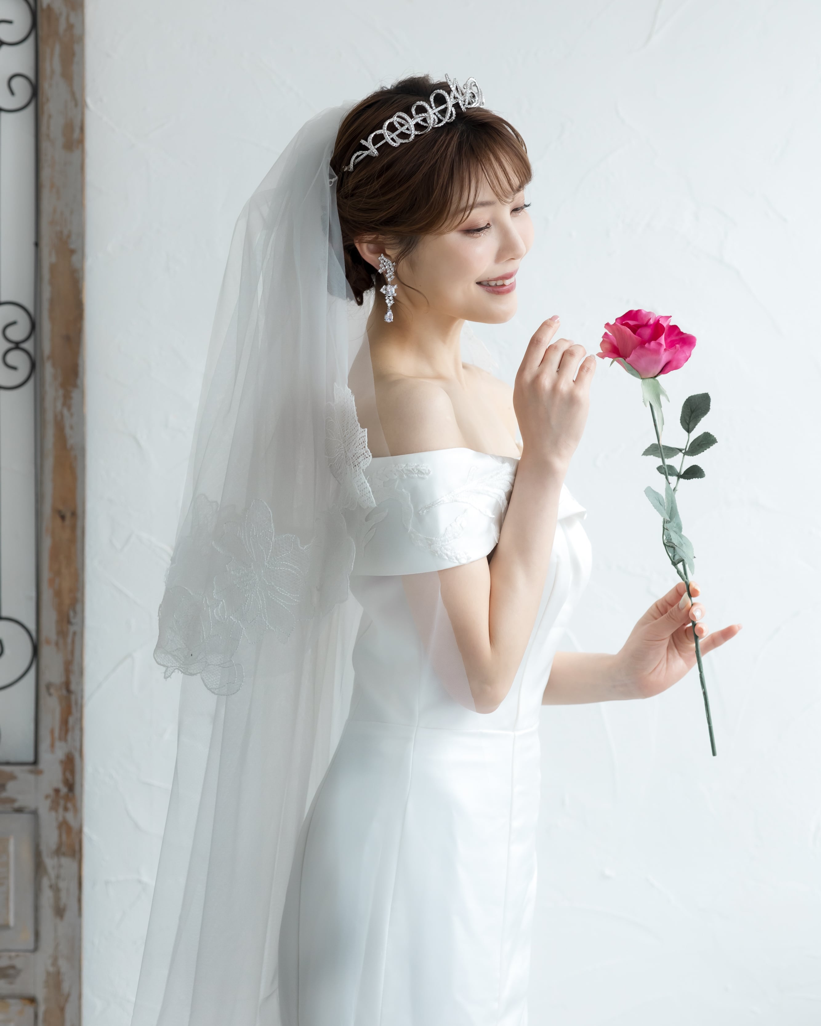 ロング丈ウェディングベール【VL2311-02】 | ブライダルアクセサリー