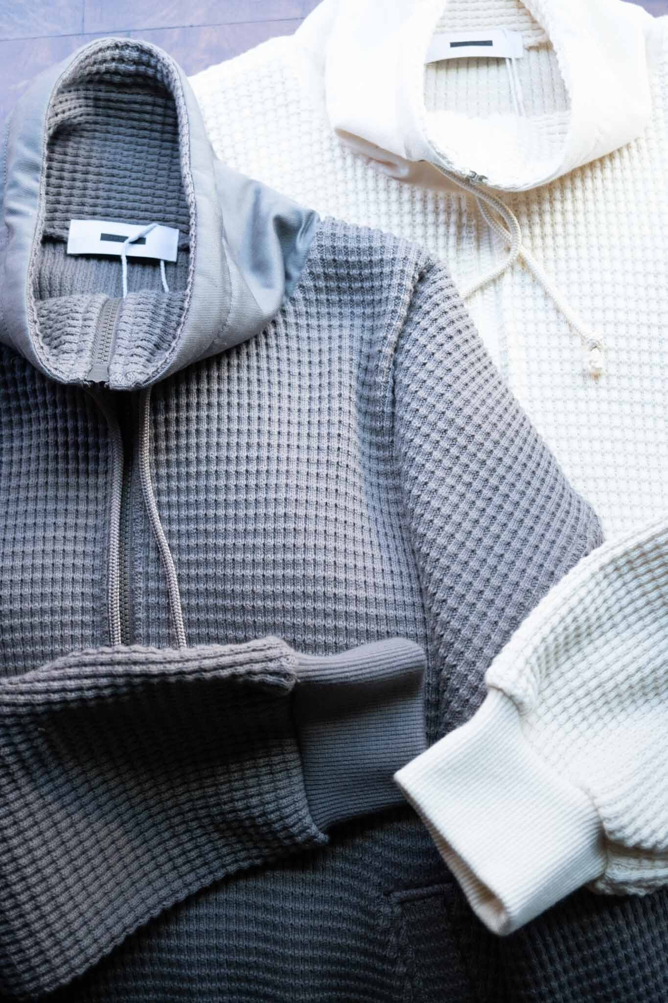 REVERBARATE / STAND COLLAR JUMPER (221104)