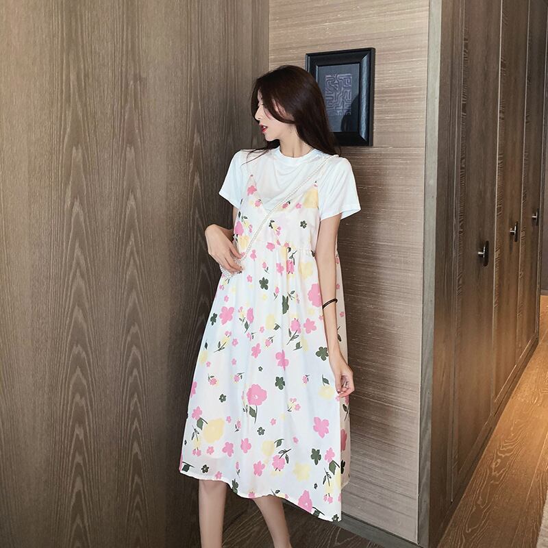 【新作】【送料無料】 マタニティウェア2020夏の新しい小さな生花ミドル丈サスペンダースカート+ Tシャツ、ツーピース妊婦セット-アリババ サマー 夏物 フラワーデザイン expec235113564302