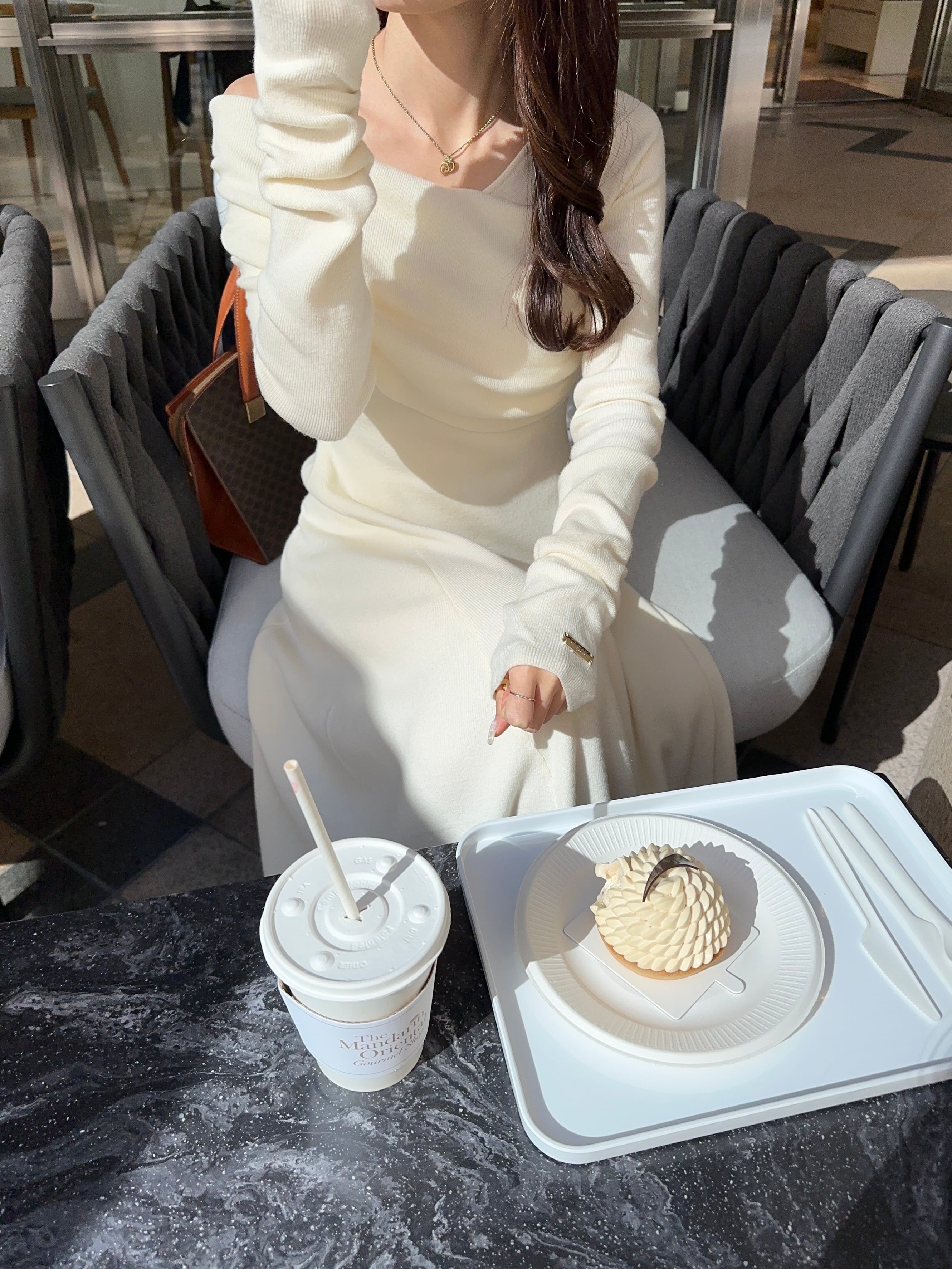 新品【Ogue. 】ワンショルダー デコルテニット ロングワンピース 白 Ogue. ワンピース 「 」 one shoulder dcollet knit op （ワン