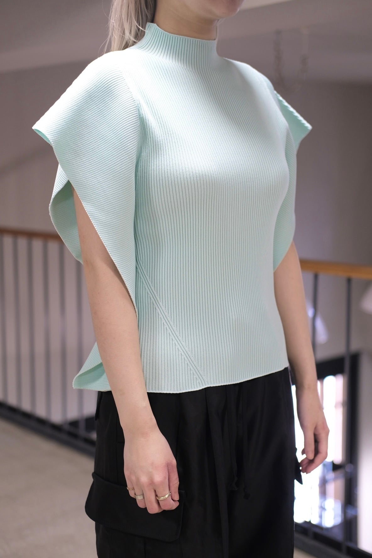 CFCL】PORTRAIT CREASE TOP -CLEARLY AQUA- | loop