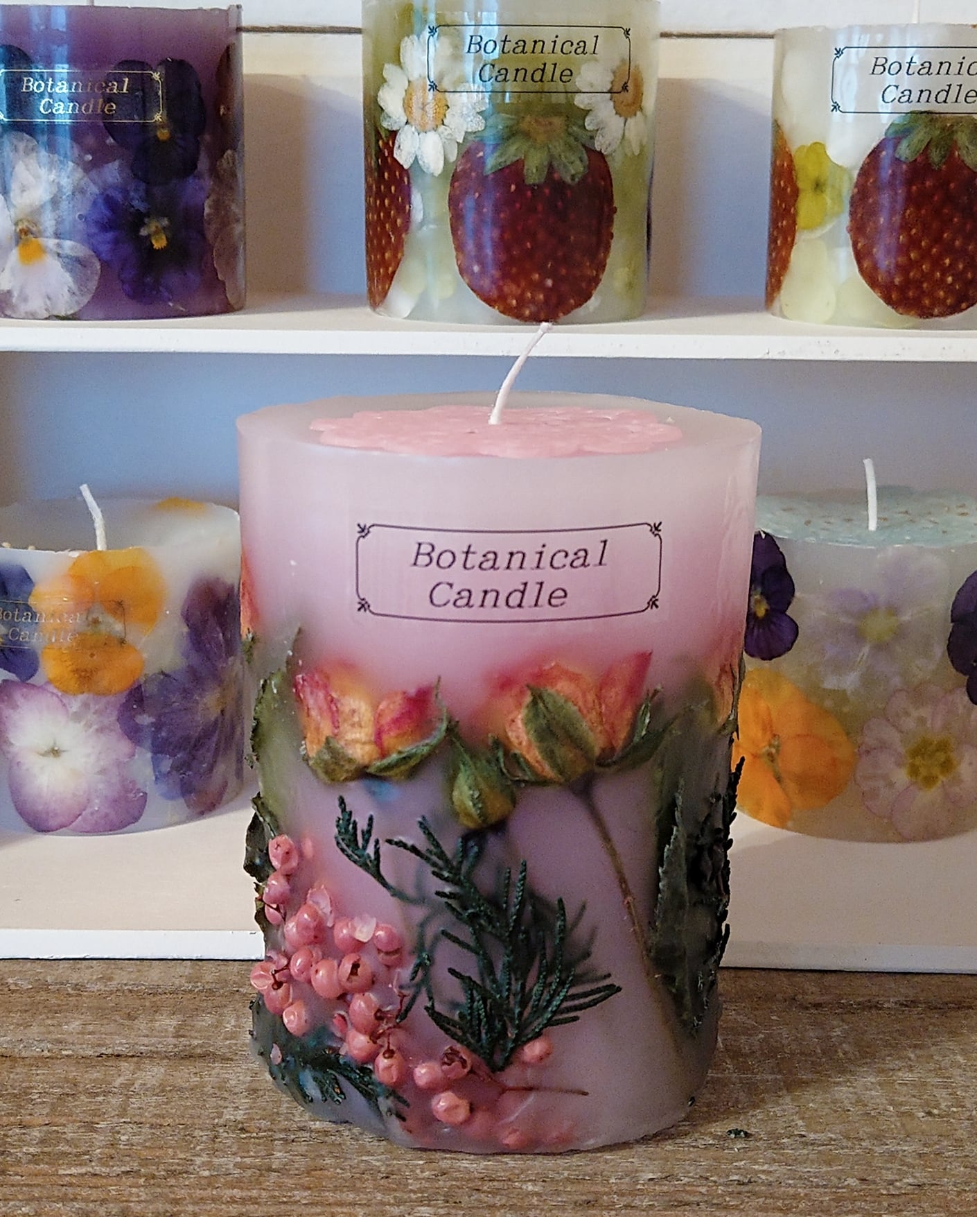 バラの大きな3Dボタニカルキャンドル | Enkeli Candle powered by BASE