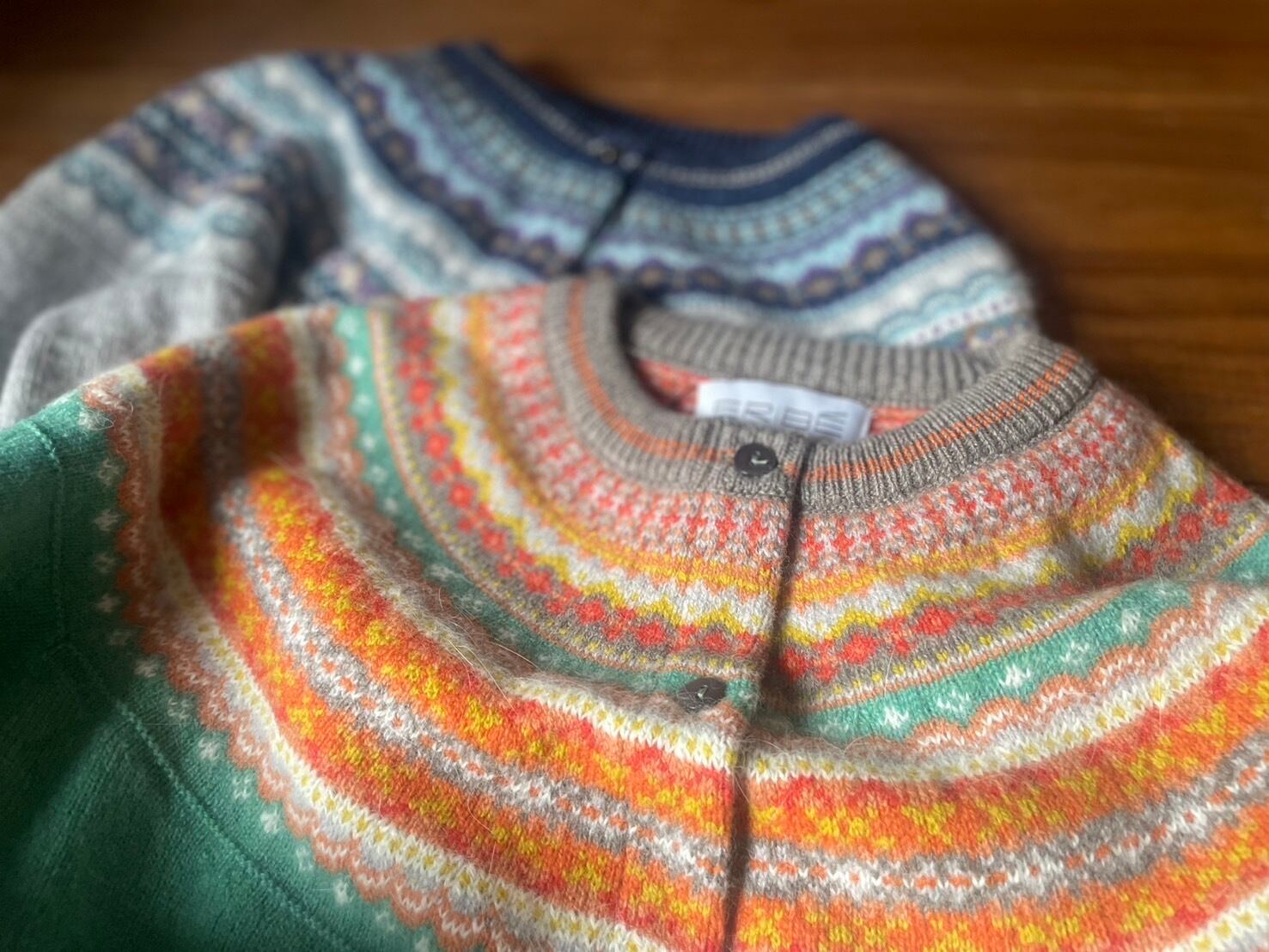 ERIBE フェアアイルクルーネックカーディガン | PADDY'S