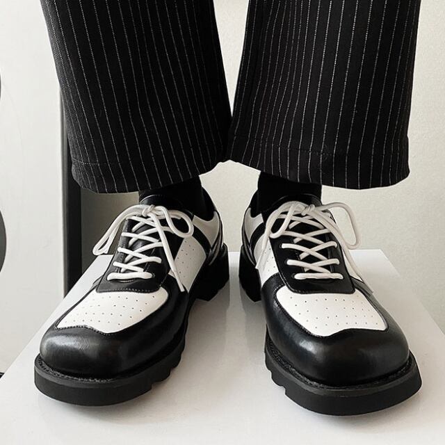 【予約販売】レザーシューズ 革靴 メンズ ローファー バイカラー 厚底 艶あり ビジネス 靴 モード ブラック 黒 お洒落 カジュアル シック パーティー 結婚式 24cm/24.5cm/25cm/25.5cm/26cm/26.5cm