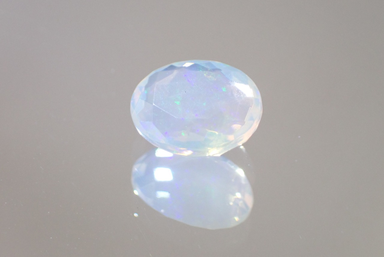 エチオピアオパール　2.69ct　[C9‐25]