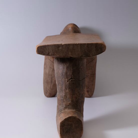 ロビ族 頭像が彫られた儀式用の椅子 F5035 | African Select