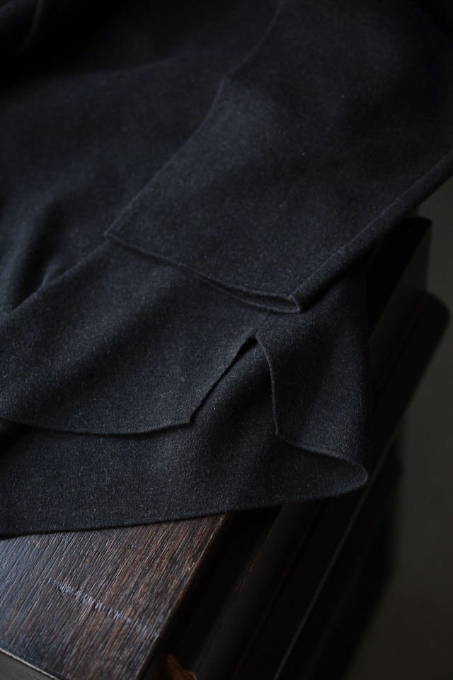 BATONER / 32G SMOOTH KNIT CREW NECK CARDIGAN (Melange Black)