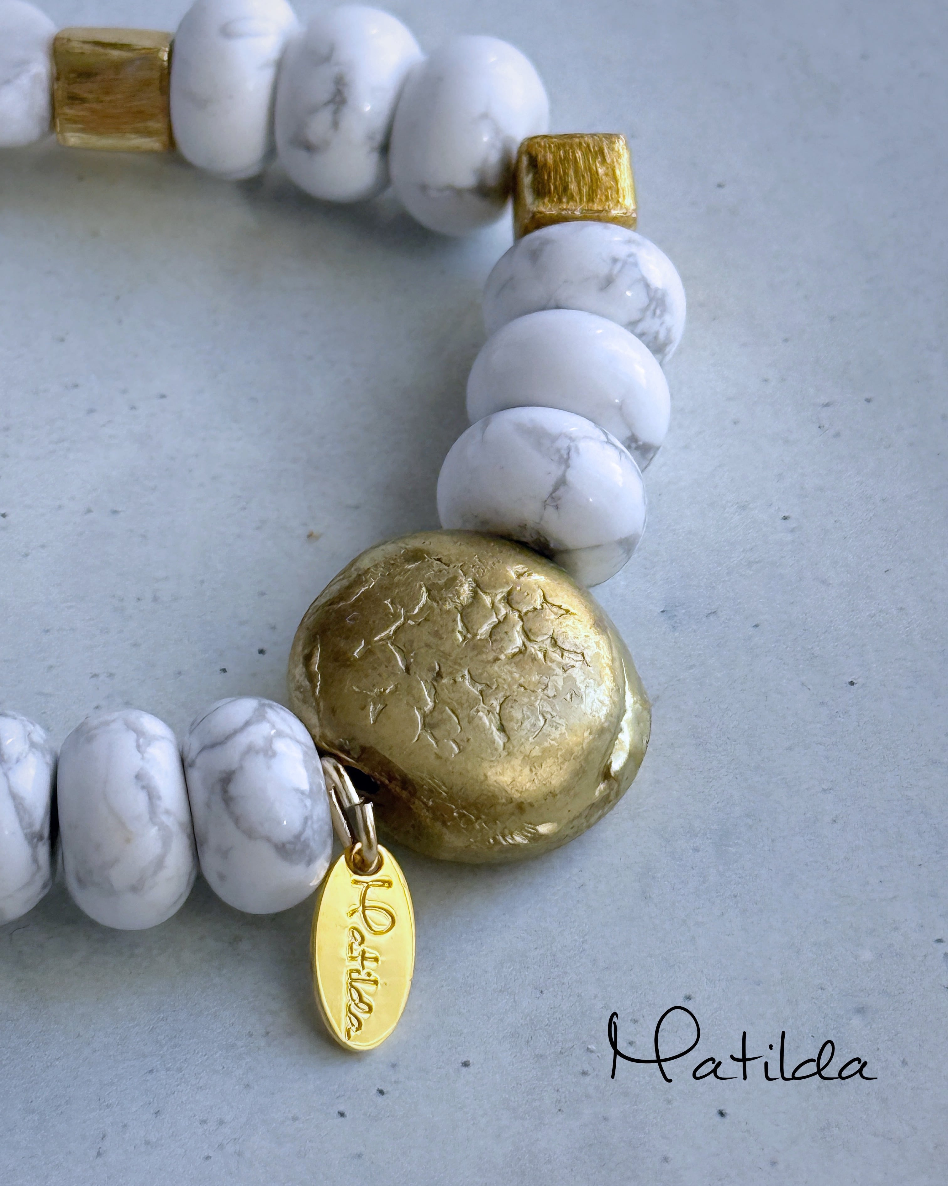 one color bracelet(ハウライト)