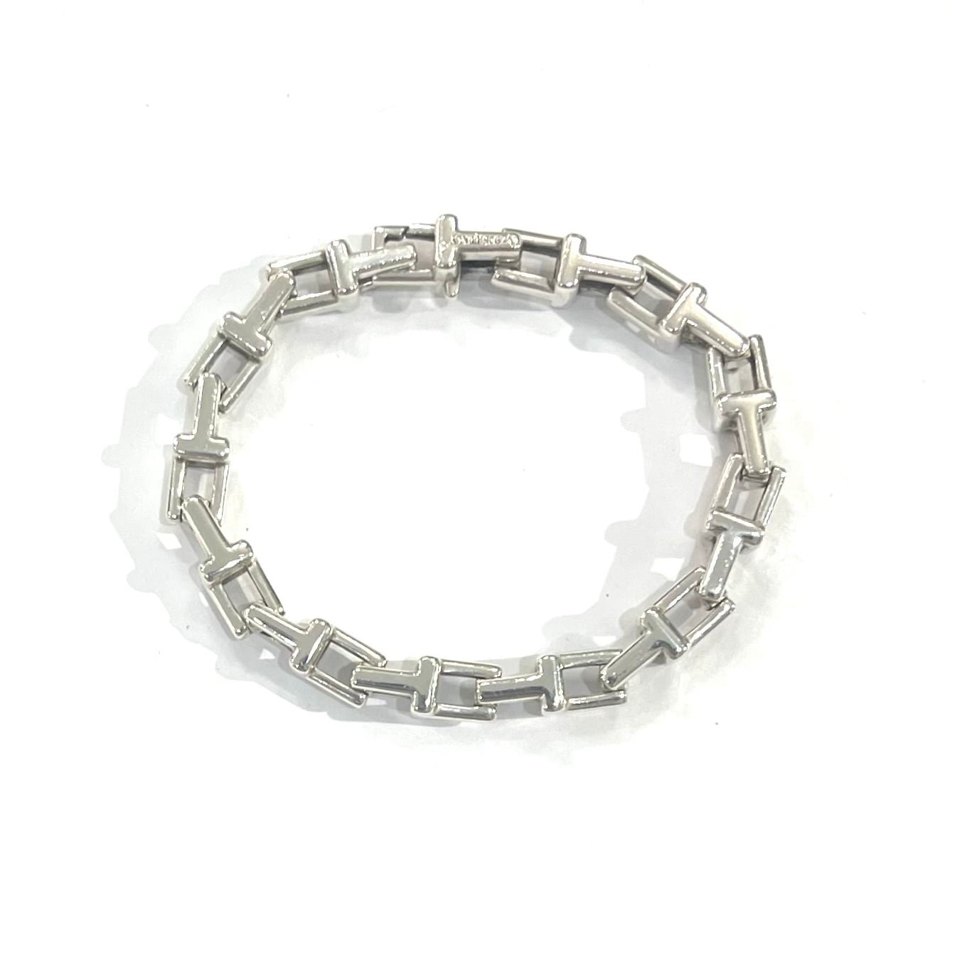 激レア【TIFFANY&CO. 】2573 ボリューム 重厚感Tモチーフ リンク