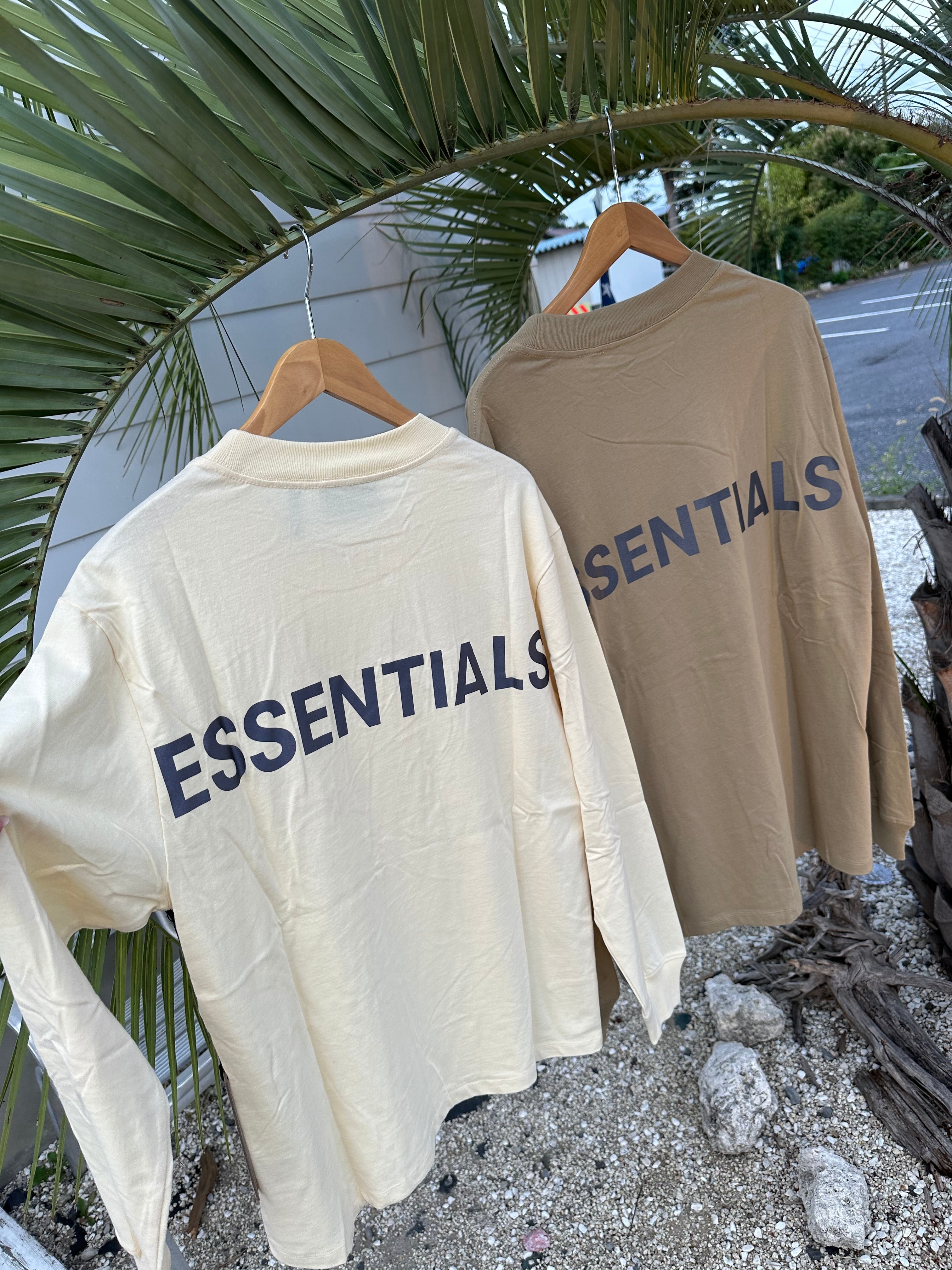 ESSENTIALS エッセンシャルズ リフレクターロンT ¥15000+tax ESSENTIALS エッセンシャルズ リフレクターロンT ¥15000+tax