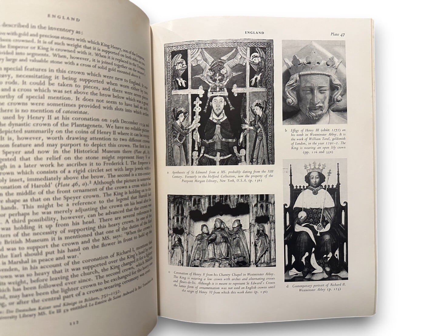 RD001】【FIRST EDITION】A History of The Crown Jewels of Europe