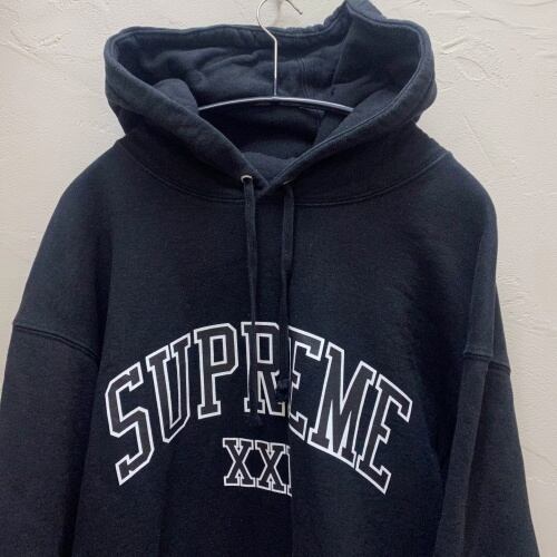 supreme アーチロゴ レイヤード バイカラー パーカー