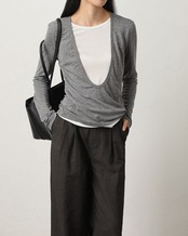 Fake-layered u-neck long-sleeve knit  L0074