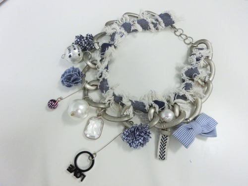 【 UNSEABLE 】Girlish volume necklace / Light blue