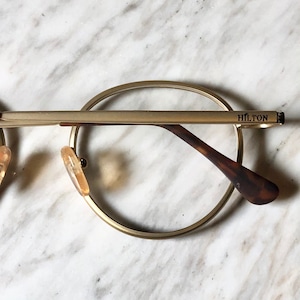 vintage HILTON round glasses "hilton classic 15-01"