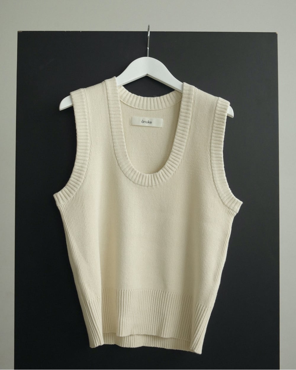 anuke 】Round Knit Vest | valance 福井｜レディース セレクト
