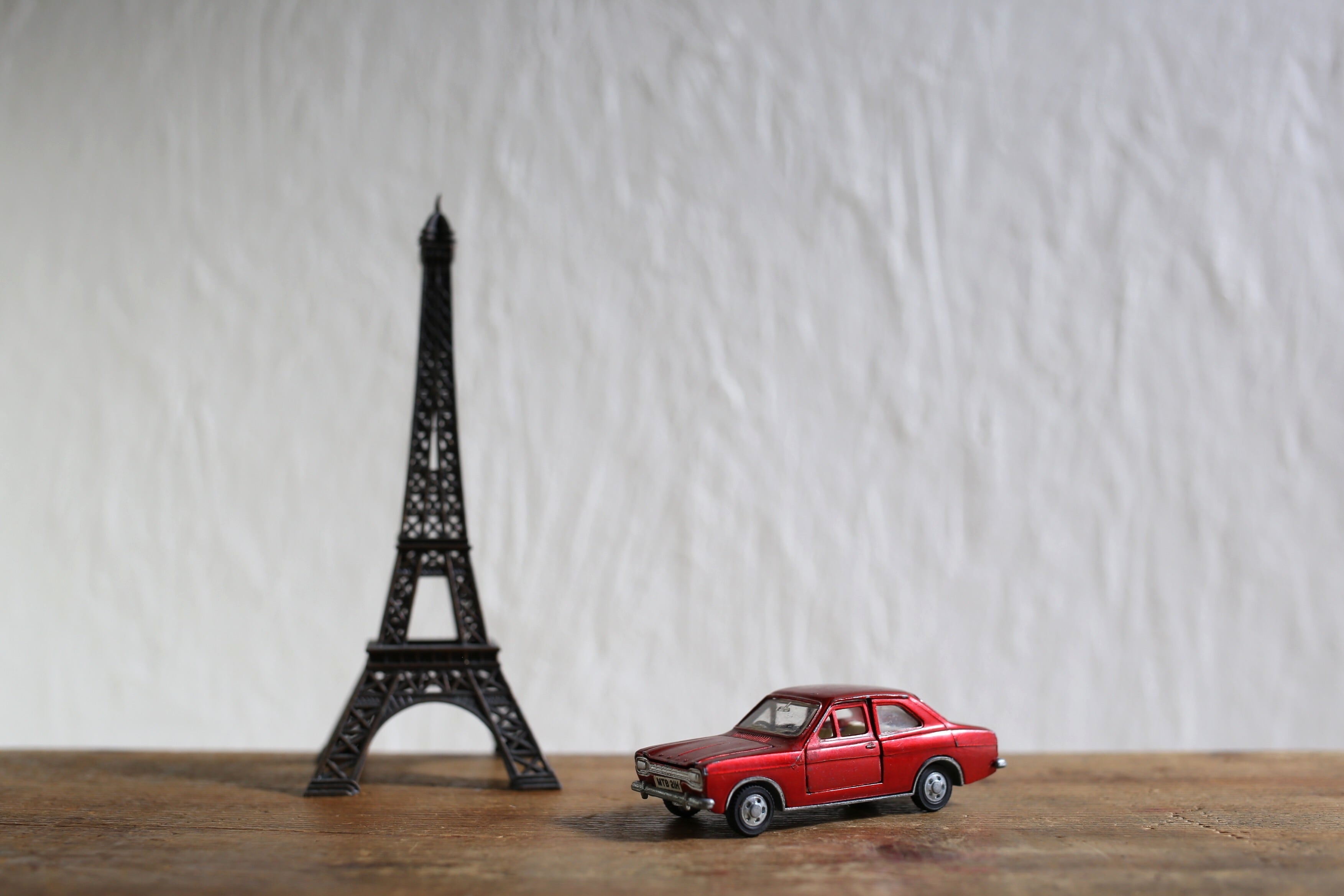 イギリス アンティーク ヴィンテージ DINKY TOYS MECCANO社 『FORD ESCORT』 N-06720