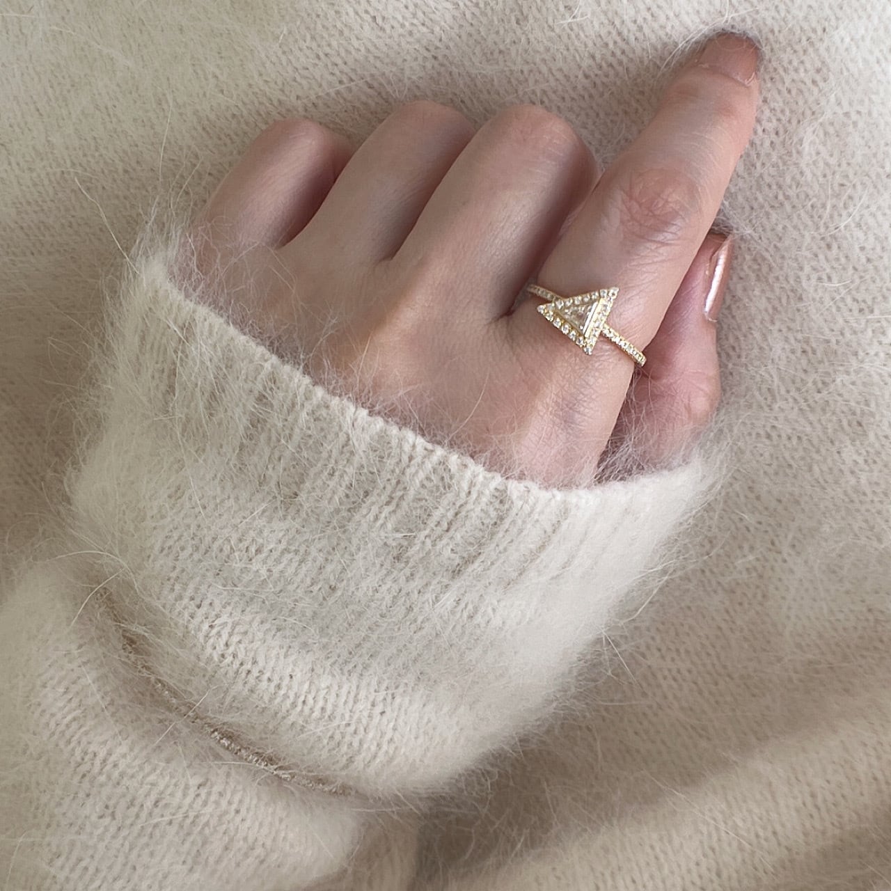 トリリアント ダイヤモンド リング 0.286 ct K18イエローゴールド