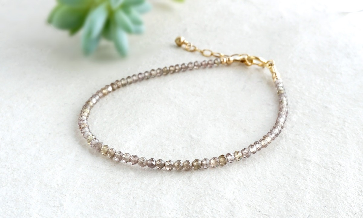 再入荷】14KGF カラーチェンジ ガーネットGSブレスレット | Ratna 