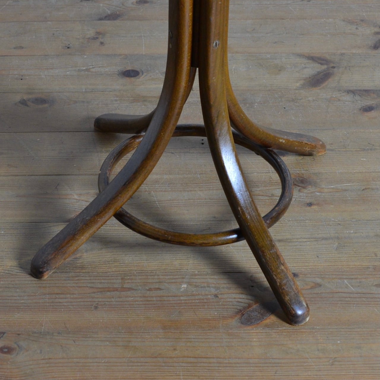 Bentwood Coathanger / ベントウッド コートハンガー〈コート Bentwood Coathanger / ベントウッド コートハンガー〈コート