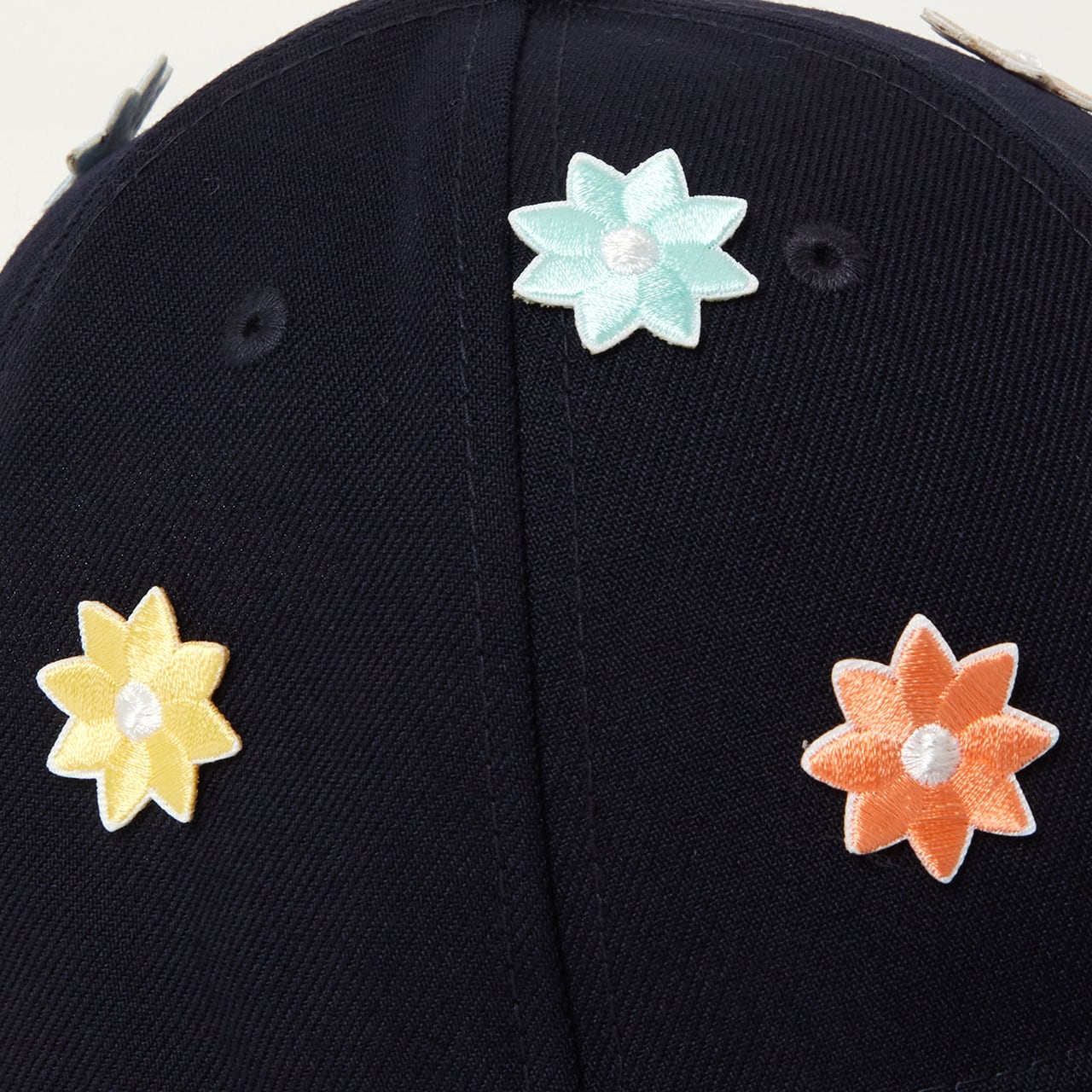 Rainbow 3D Flower Cap(Navy) | NICK GEAR