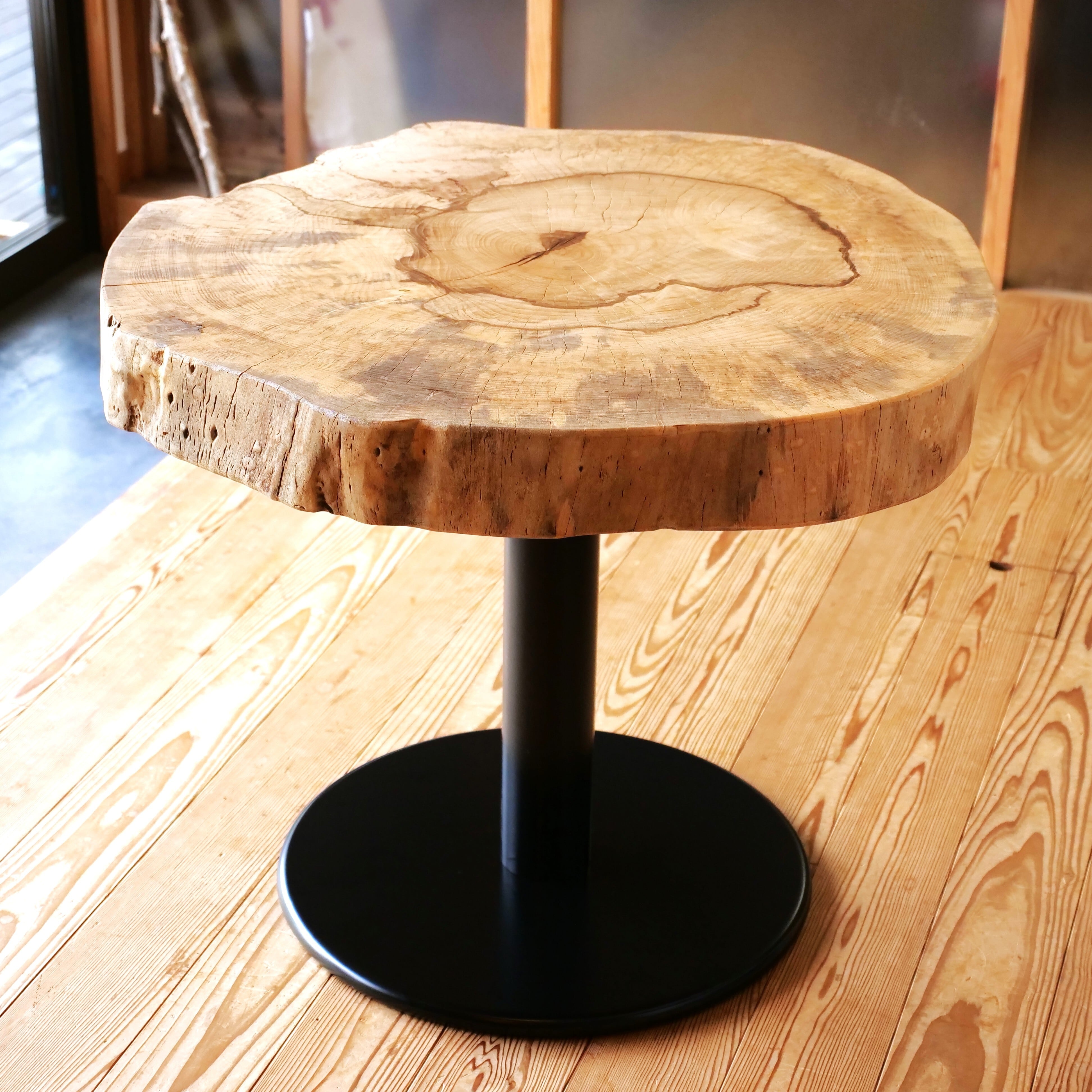 (エイトリペア君さん専用)ヒノキ 丸太テーブル エイトリペア君さん専用)ヒノキ 丸太テーブル