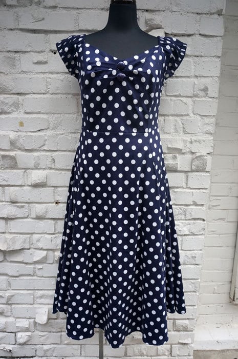 豪奢な ロカビリーワンピース サーキュラーワンピース サーキュラー ストレッチ素材 ひざ丈ワンピース